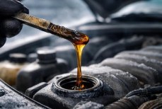 Почему моторное масло густеет зимой