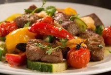 Как вернуться в рабочий режим после праздников без вреда для здоровья — объяснение врача