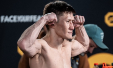 Жалгаса Жумагулова назвали «дедушкой». Боец ответил