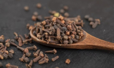 Зачем жевать гвоздику. Неожиданные свойства специи