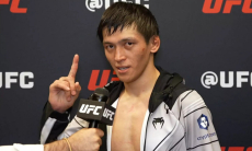 Бывший боец UFC из Казахстана официально подписан зарубежной лигой