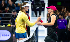 «Это даже странно». Экс-первая ракетка мира предупредил Елену Рыбакину перед матчем с Игой Швёнтек