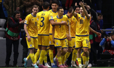 В сборной Казахстана шуткой отреагировали на трансферы Мозеса и Нани