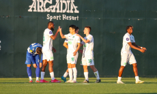 Сухой победой закончился матч с участием Самородова и Кенжебека. Видео