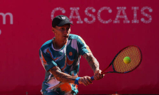 Разгромом обернулся матч казахстанского теннисиста за полуфинал турнира в Португалии