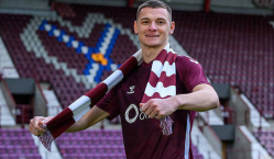 Названо главное качество Ислама Чеснокова, которое обеспечит успех в «Хартсе»