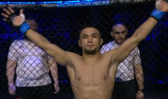 Решением судей закончился бой Кайрата Ахметова в России