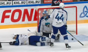 «Барыс» проиграл матч с дракой в КХЛ