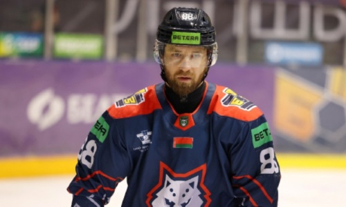 Ассистентский дубль хоккеиста сборной Казахстана помог клубу одержать «сухую» победу в европейском чемпионате