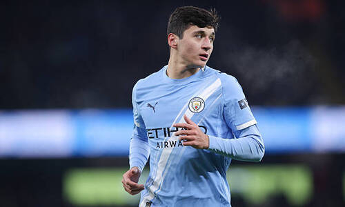 Хусанов получил шанс в «Манчестер Сити». Подробности