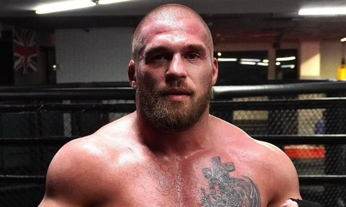 Звезда ММА из Казахстана объяснил, почему не получает бонусы за бои