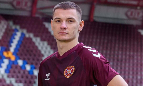 «Хартс» раскрыл детали контракта Ислама Чеснокова