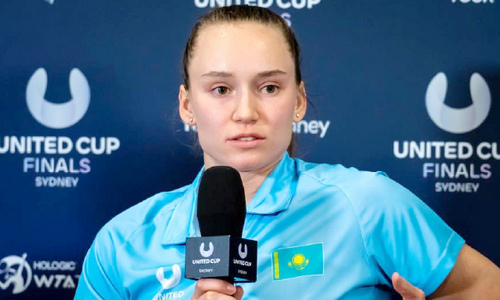 «Мы хотим больше свободы». Елена Рыбакина выступила с критикой и поддержала Арину Соболенко