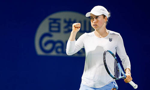 Юлия Путинцева стартовала с победы в отборе на турнир за миллион долларов