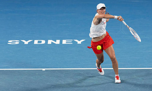 Ига Швёнтек проиграла теннисистке из топ-5 в полуфинальном матче