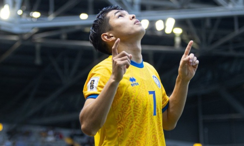 Галымжан Кенжебек официально представлен в новом клубе