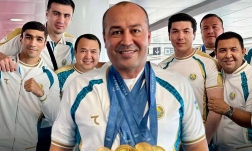 Главный тренер сборной Узбекистана провел аналогию между боксерами и собаками