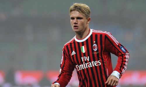 Экс-игрок «Милана» и сборной Казахстана впервые в карьере будет выступать в КПЛ. Известен клуб