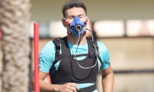 Алип проходит жесточайшее испытание в «Зените» под казахский кюй. Видео