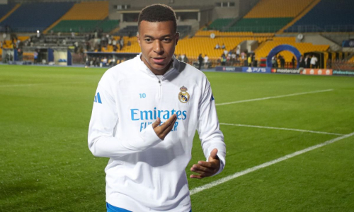 Мбаппе обошел легенду футбола и переписал историю