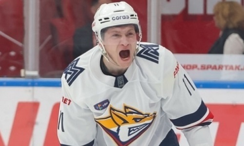 Хоккеист сборной Казахстана сыграл юбилейный матч за клуб КХЛ