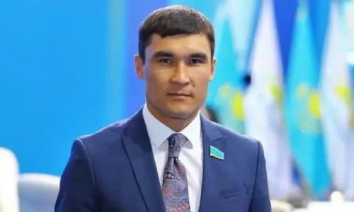 Серик Сапиев выступил с заявлением после скандальной драки