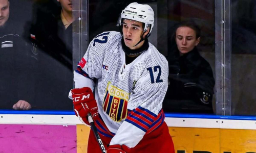 Хоккеист из Казахстана оформил три очка за матч европейской лиги