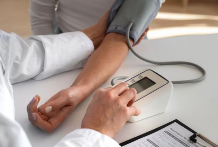 Кардиолог рассказала, как выбрать тонометр для домашнего использования