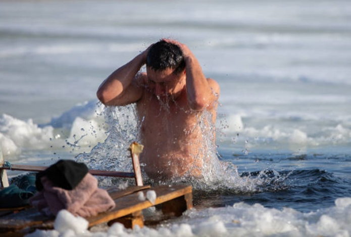 Разрешено ли мусульманам купание на Крещение