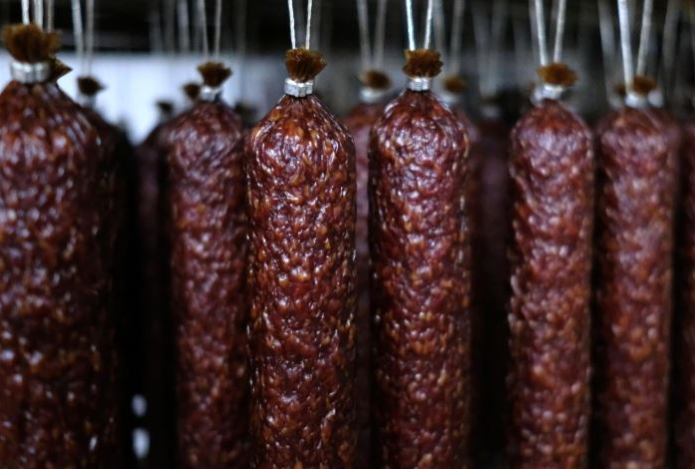 Что будет, если есть колбасу каждый день