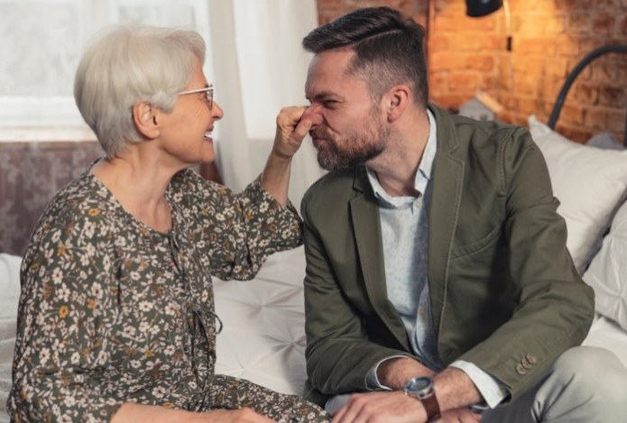 Как распознать в мужчине «сыночку-корзиночку»