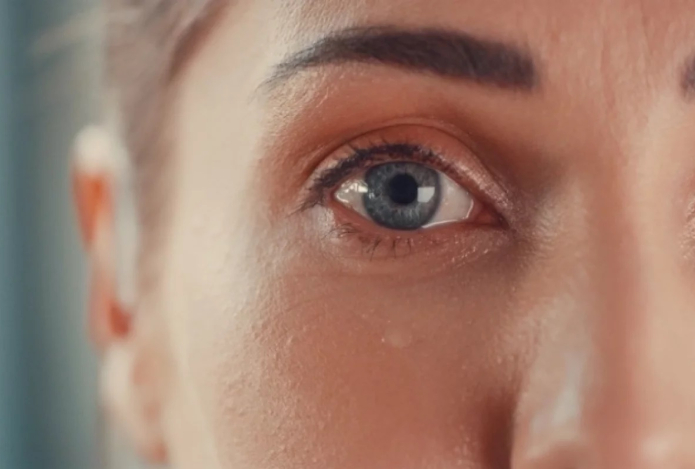 С чего начинается синдром сухого глаза