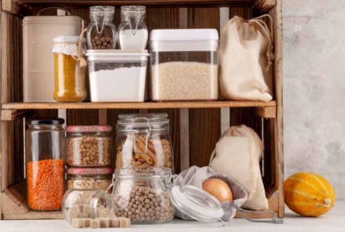 Эти пять продуктов лучше выбросить, если у них истек срок годности