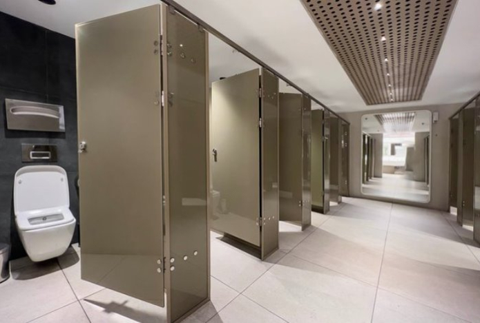 Врачи оценили вероятность заражения инфекциями в общественном туалете