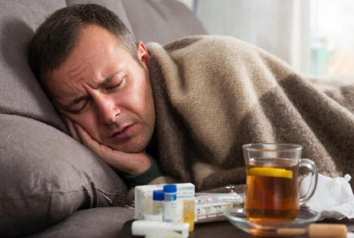 Инфекционист объяснила, как правильно лечить грипп и почему антибиотики не работают