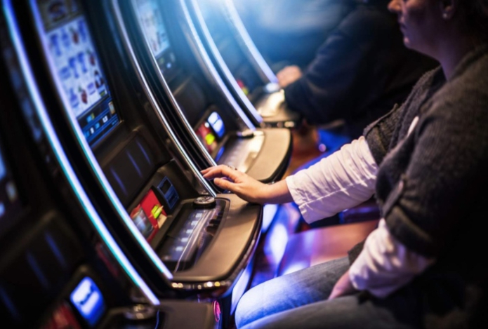 Учёные выяснили — дружба с игроманом повышает риск игровой зависимости