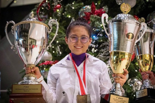 Кто такая Бибисара Асаубаева и почему она уже в числе лучших шахматисток в мире?