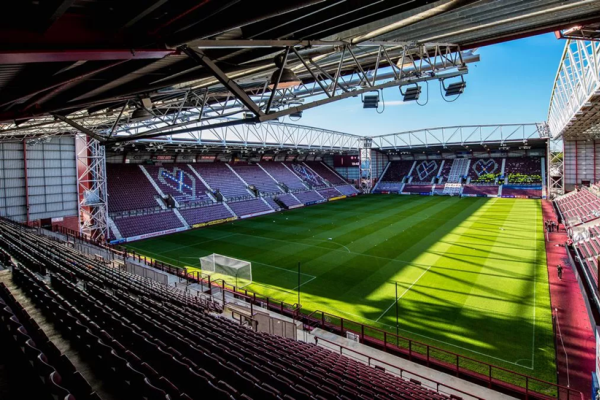 «Вот это мне нравится — серьёзный, как чёрт!». Как в Шотландии отреагировали на переход Ислама Чеснокова