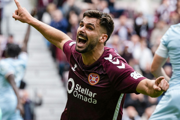 Правый фланг «Хартса» открыт для Чеснокова, но без борьбы не обойдётся. С кем Исламу придётся конкурировать за место в основе?