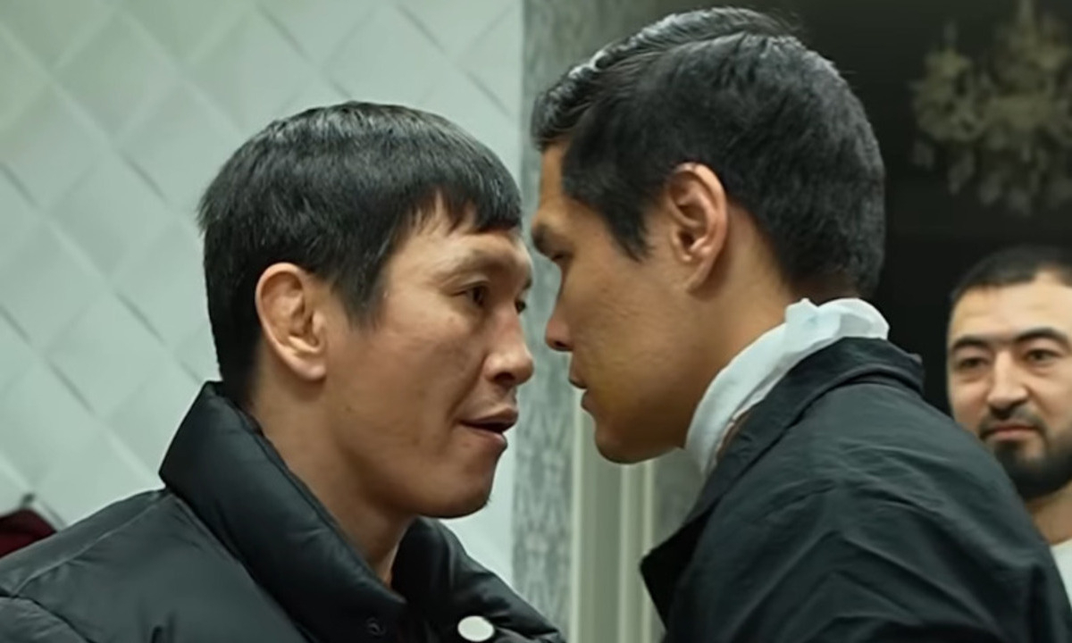 Данияр Елеусинов и Ануарбек «Мотиватор» устроили разборки в парикмахерской. Видео