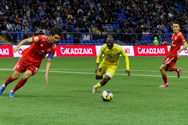 Финансовые сложности, уход легионеров и ставка на остаточный костяк. Насколько рискованным выглядит новый курс «Астаны»?