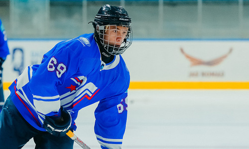 Казахстанский хоккеист стал игроком системы «Барыса»