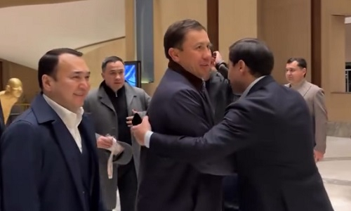 Геннадий Головкин прибыл в Узбекистан. Видео