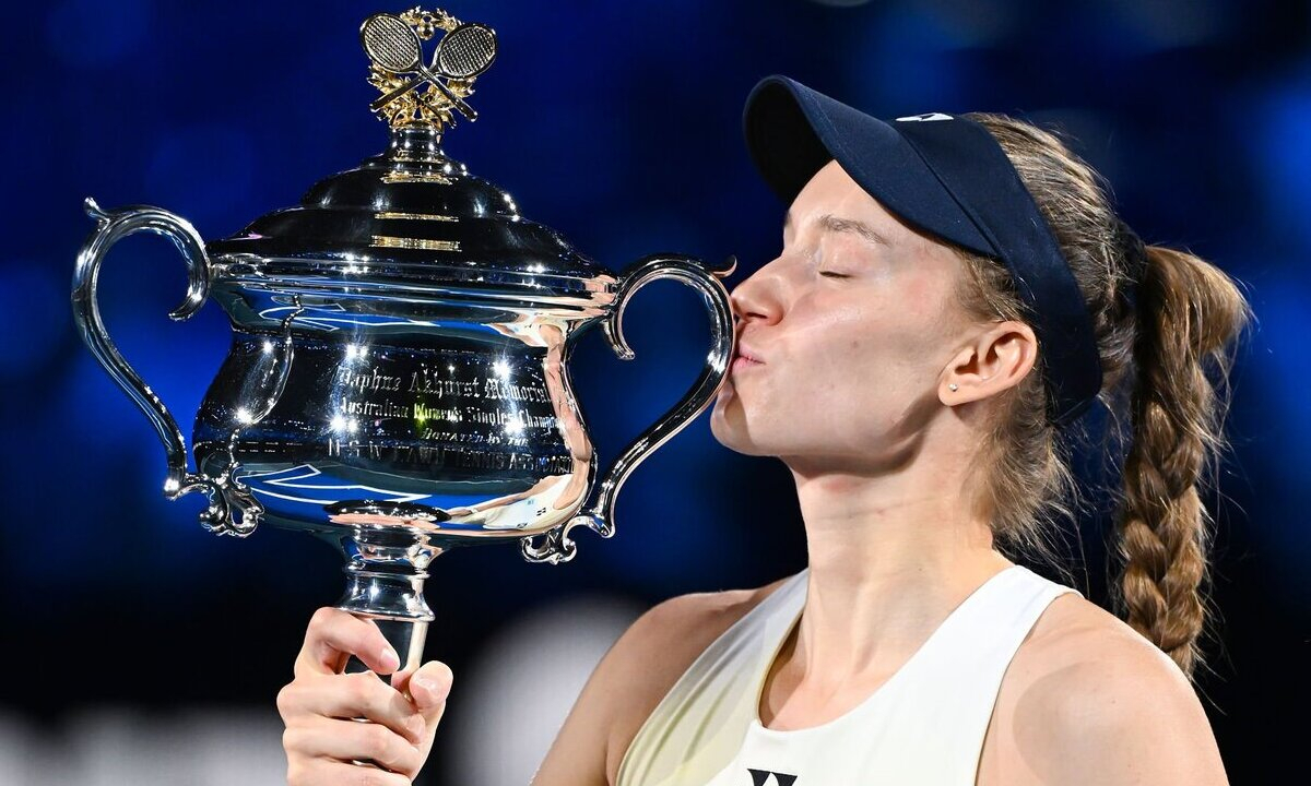Казахстан официально отреагировал на победу Рыбакиной на Australian Open-2026