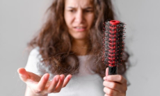 Врач предупредил о риске облысения в мороз