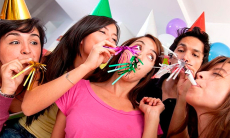 Февраль без скуки — самые странные и веселые праздники со всего мира