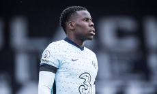 Клуб КПЛ столкнулся с конкуренцией из Ла Лиги за трансфер чемпиона АПЛ