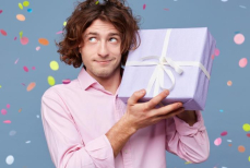 Какие подарки мужчины действительно хотят получить на 14 февраля