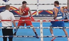 Травмой обернулся бой казахстанского боксёра за финал турнира в Испании