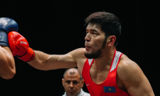 Чемпион мира из Казахстана победил хозяина ринга и вышел в финал